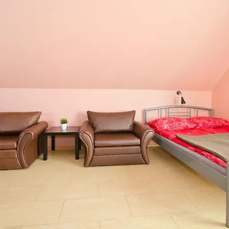 Pod Strzecha פארק נופש דארלובו