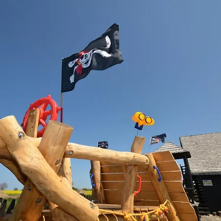 홀리데이파크 Pod Strzecha *