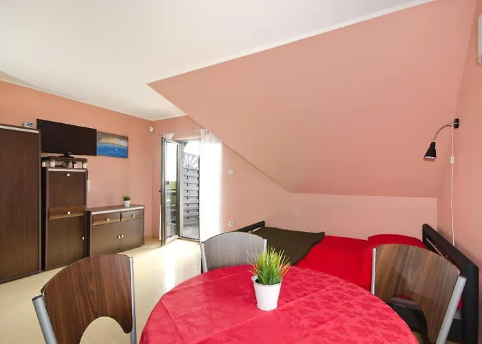 Pod Strzecha * دارووفكو